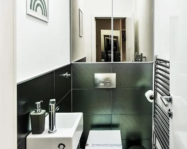 2 Bedroom Penthouse In Center, Free Parking * 塞拉耶佛